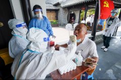 半月确诊485例 扬州疫情防控难在哪
